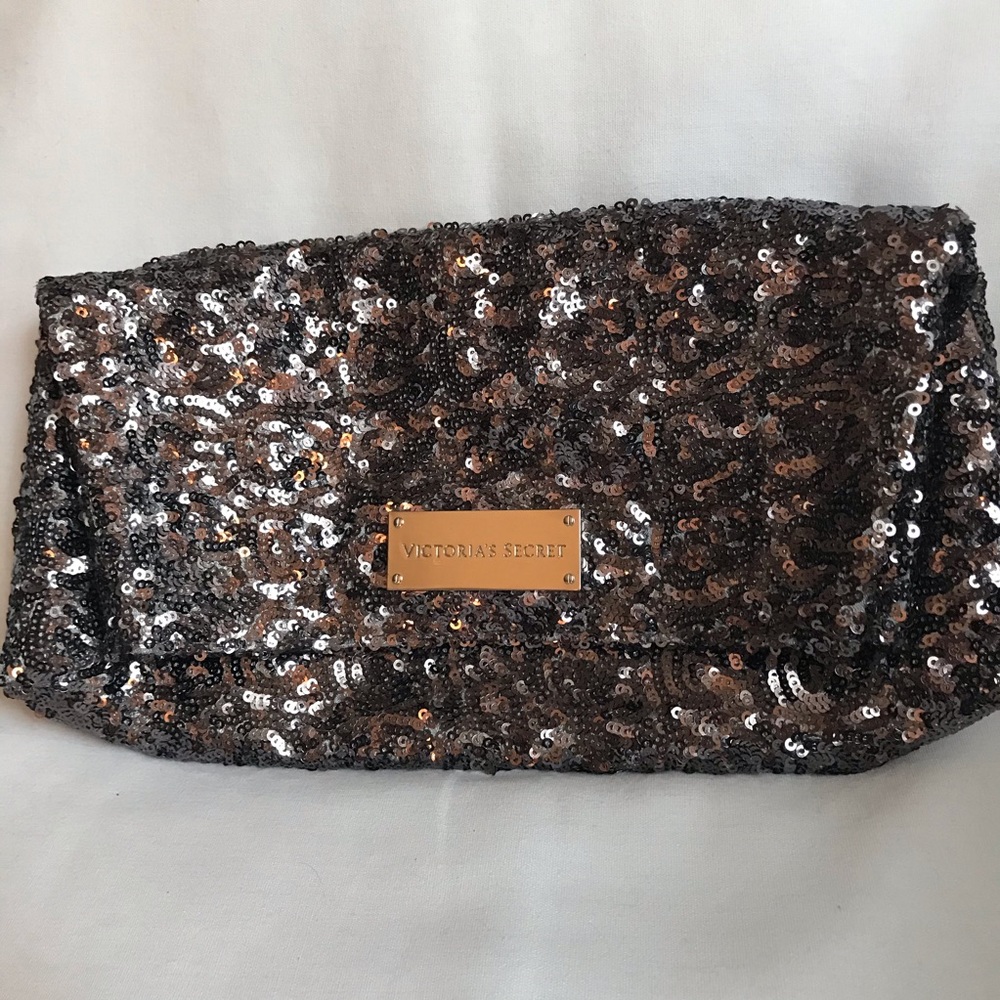 Victoria’s Secret All Over Sequins Clutch Purse